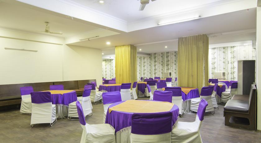 Treebo Palm Tree Palam Vihar Hotel Gurgaon Luaran gambar